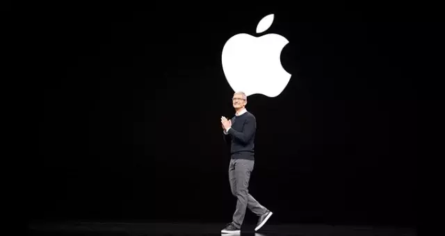 iPhone 11'in tanıtımı yapıldı, sosyal medya kullanıcıları yeni tasarımla dalga geçti iPhone 11'in tanıtımı yapıldı, sosyal medya kullanıcıları yeni tasarımla dalga geçti