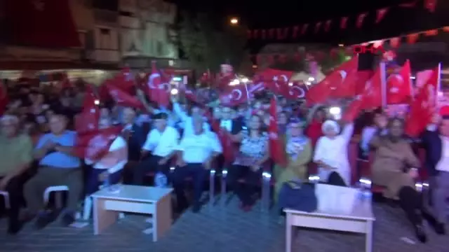 İzmir kınık'ta üretici hasat festivali'nde yorgunluk atıyor