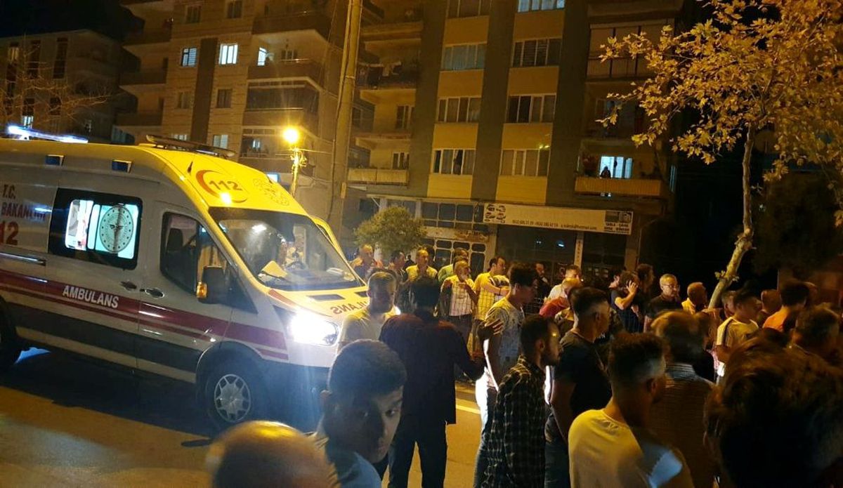 Otomobil çöp toplama kamyonuna çarptı: 1 işçi öldü
