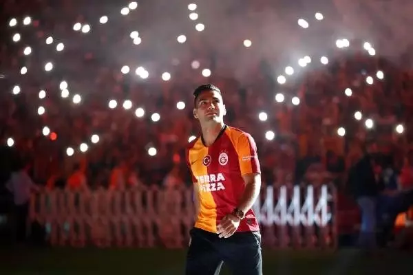 Radamel falcao: galatasaray'ın teklifine hep pozitiftim