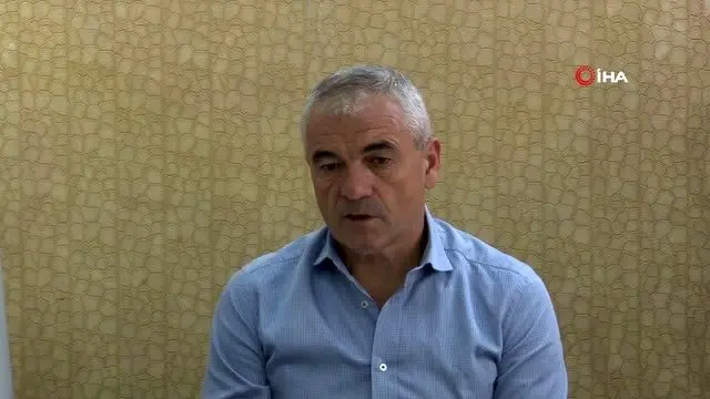 Rıza Çalımbay: 'VAR'daki hakemler maç yönetmemeli' Rıza Çalımbay: 'VAR'daki hakemler maç yönetmemeli'