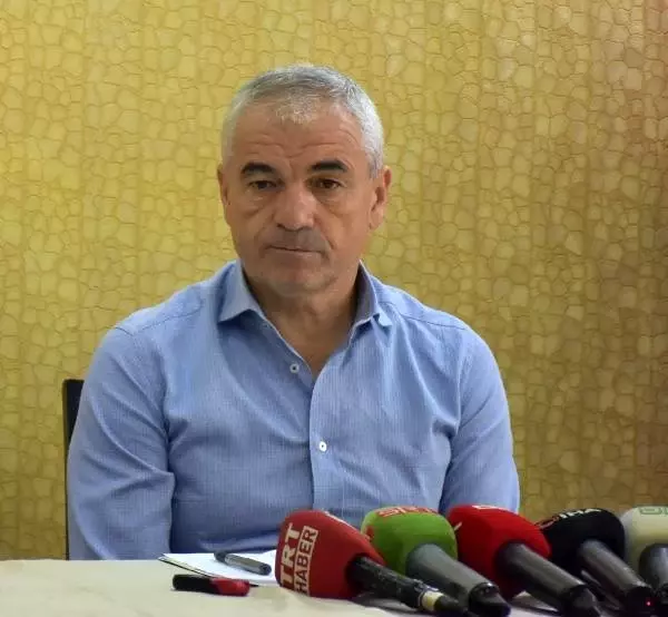 Rıza çalımbay: var'ın başında olanlar maç yönetmemeli Rıza çalımbay: var'ın başında olanlar maç yönetmemeli