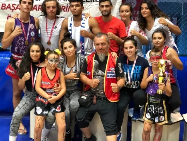 Şehzadeler, Muaythai Zafer Kupası'na damga vurdu