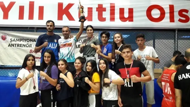 Şehzadeler, Muaythai Zafer Kupası'na damga vurdu