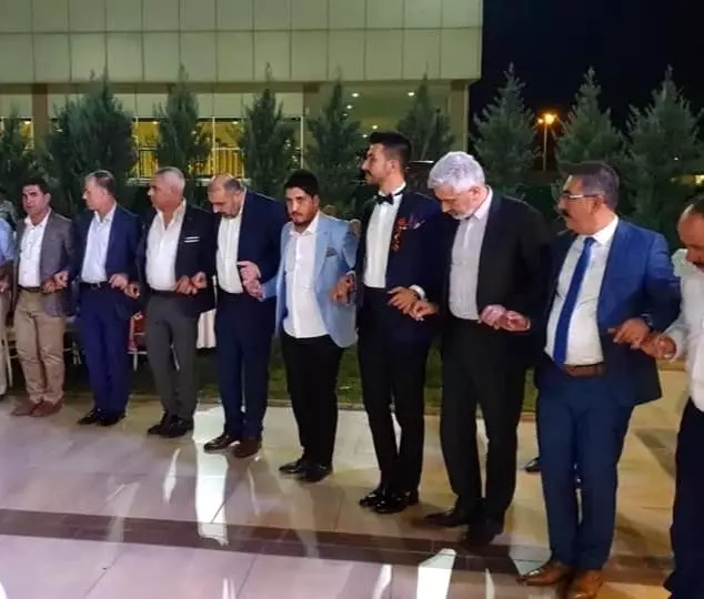 Siyaset ve iş adamlarını buluşturan düğün Siyaset ve iş adamlarını buluşturan düğün