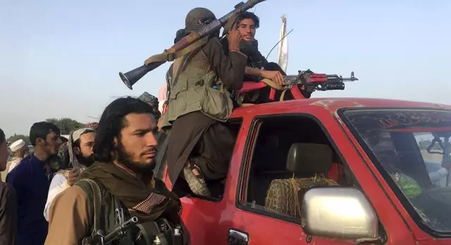 Taliban müzakereleri ölü olarak tanımlayan Trump'a yanıt verdi Taliban müzakereleri ölü olarak tanımlayan Trump'a yanıt verdi