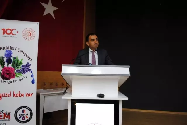 Türkiye'nin Çiçek Bahçesi Isparta'da 'Parfüm Bitkileri Çalıştayı' Türkiye'nin Çiçek Bahçesi Isparta'da 'Parfüm Bitkileri Çalıştayı'