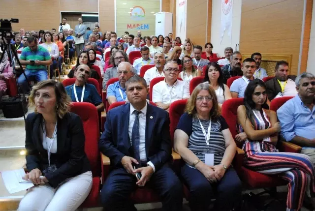 Türkiye'nin Çiçek Bahçesi Isparta'da 'Parfüm Bitkileri Çalıştayı' Türkiye'nin Çiçek Bahçesi Isparta'da 'Parfüm Bitkileri Çalıştayı'