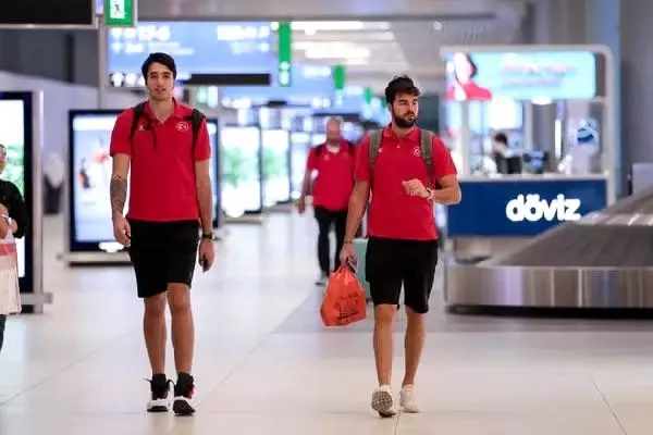 A milli erkek basketbol takımı yurda döndü A milli erkek basketbol takımı yurda döndü