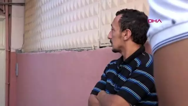 Adana torunun cenazesini kucağında götürdü Adana torunun cenazesini kucağında götürdü