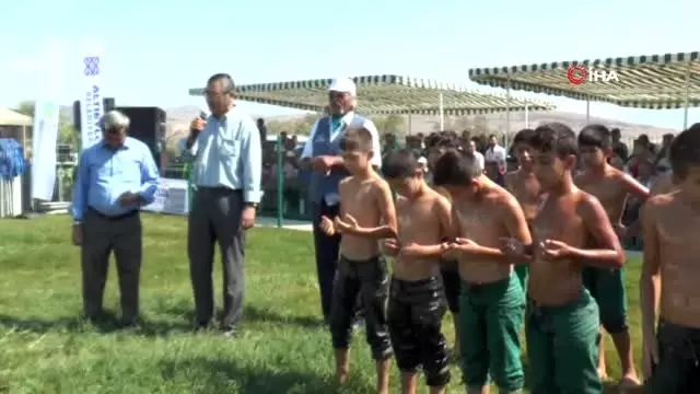 Altıeylül güreşlerinde Ali Gürbüz başpehlivan oldu Altıeylül güreşlerinde Ali Gürbüz başpehlivan oldu