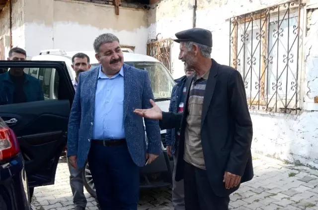 Başkan Sunar, köy köy gezerek istekleri birinci ağızdan dinliyor Başkan Sunar, köy köy gezerek istekleri birinci ağızdan dinliyor