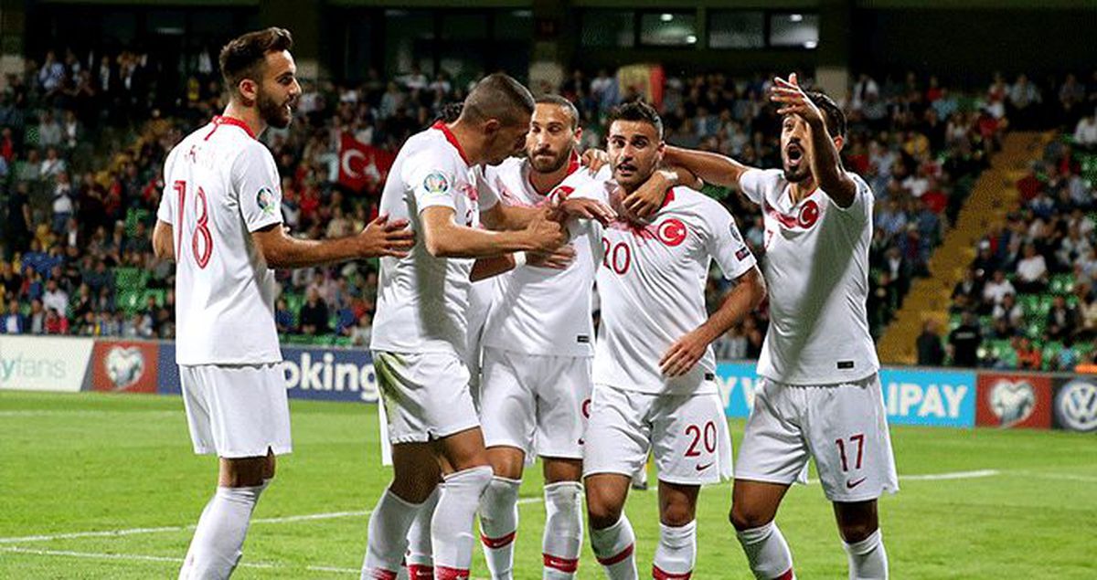 Deniz Türüç'ün frikik öncesi ettiği dua kameralara yansıdı!