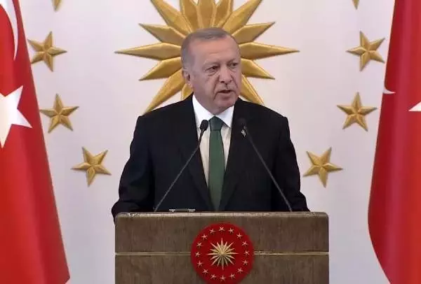 Erdoğan: belediye başkanlığı görevine geldiğimizde hiç kimseyi ekmeğinden etmedik