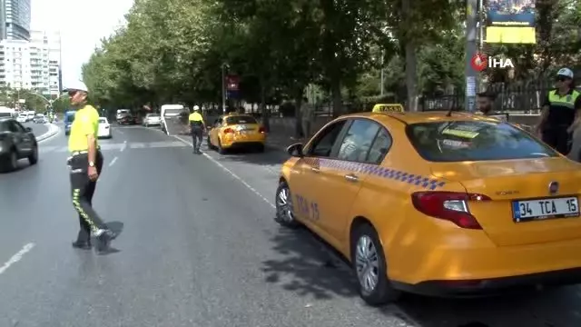 Esenyurt'ta taksicilere şok uygulama Esenyurt'ta taksicilere şok uygulama