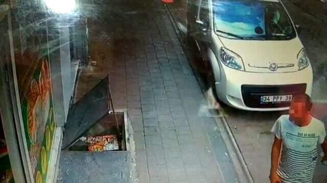 Fatih'te restorana giren hırsız para dolu çantayı böyle çaldı