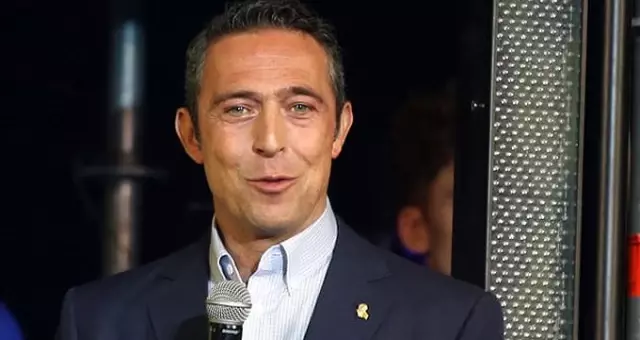 Fenerbahçe'de Ali Koç'un büyük hayali! Alex'e teklif yapacak Fenerbahçe'de Ali Koç'un büyük hayali! Alex'e teklif yapacak