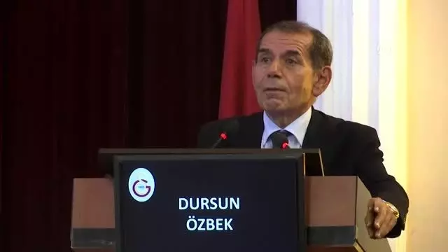 Galatasaray Kulübünün divan kurulu toplantısı - Dursun Özbek Galatasaray Kulübünün divan kurulu toplantısı - Dursun Özbek