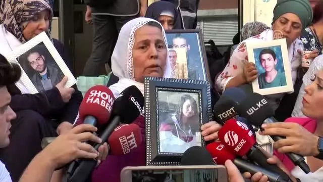 'Gözüm pencerede kulağım kapıda kızımı bekliyorum' 'Gözüm pencerede kulağım kapıda kızımı bekliyorum'