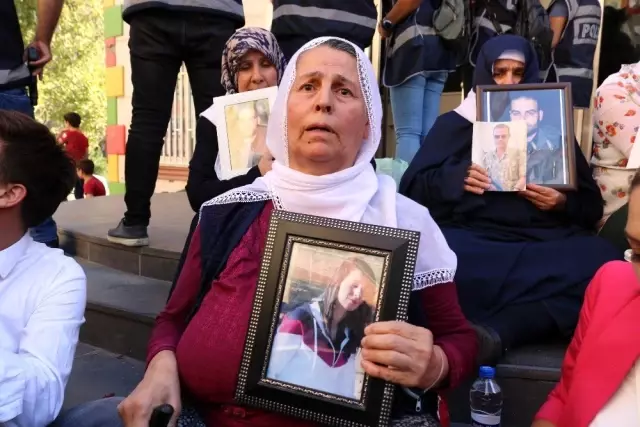 HDP önünde eylem yapan ailelerin sayısı 24'e yükseldi