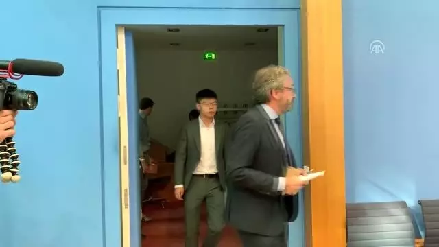 Hong Konglu aktivist Wong Almanya'dan destek istedi Hong Konglu aktivist Wong Almanya'dan destek istedi
