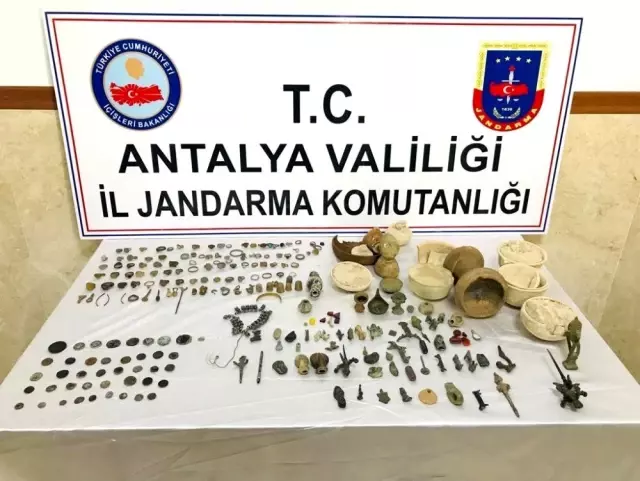 Kaçak kazılara jandarma baskını Kaçak kazılara jandarma baskını