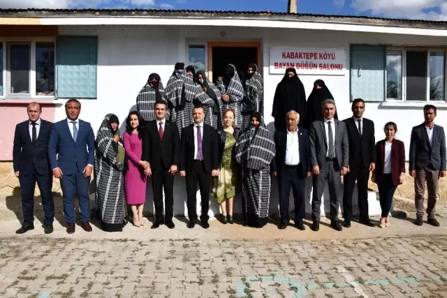 Kadın yetişti, herşey yetişti Kadın yetişti, herşey yetişti