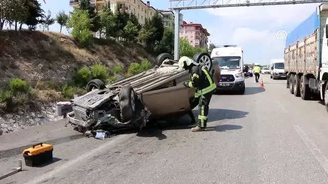 Manisa'da trafik kazası: 2 yaralı