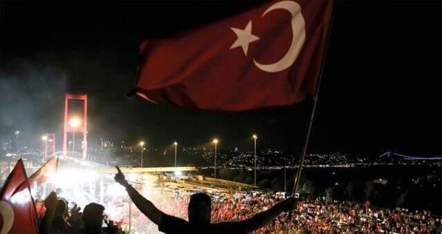 MHP lideri Bahçeli'den yeni parti çıkışı: Yeni arayış çabalarının ölü doğmaktan başka şansı olmayacaktır