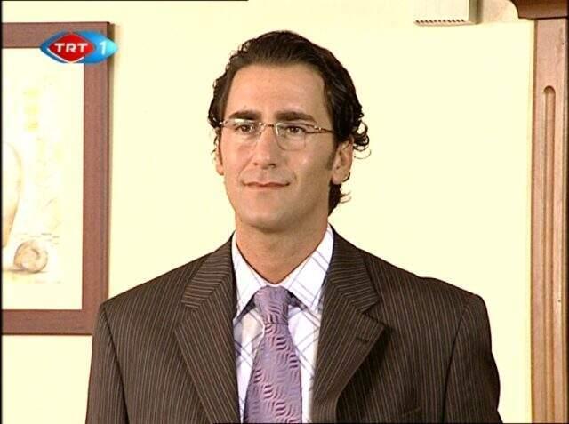 Nazife Oğlakçıoğlu ile evlenen Bekir Aksoy kimdir?