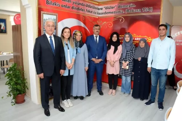 Şehidin ismi kütüphanede yaşatılacak