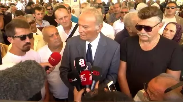 Süleyman Turan son yolculuğuna uğurlandı (2) - Röportajlar Süleyman Turan son yolculuğuna uğurlandı (2) - Röportajlar