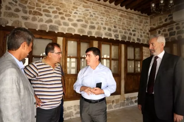 Tarihi mekanlara ziyaret Tarihi mekanlara ziyaret