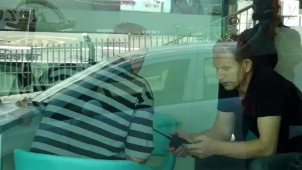 Telefon dolandırıcılarına 20 bin tl kaptırdı, 5 bin euro daha yatıracakken kurtarıldı