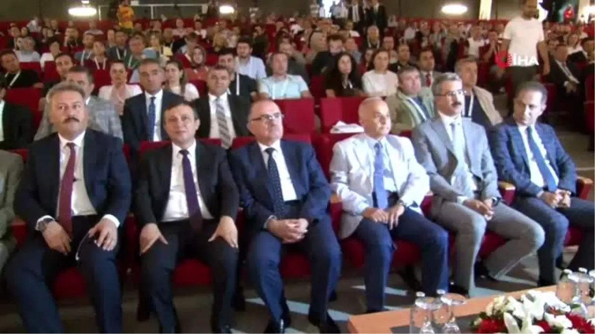 TÜBİTAK Başkanı Prof. Dr. Hasan Mandal: 'Liseli öğrencilerimiz yaptıkları roketleri 3 bin...