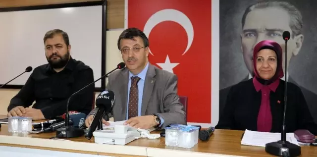 Van'da AK Parti adını kullanarak iş vaadinde bulunanlara operasyon Van'da AK Parti adını kullanarak iş vaadinde bulunanlara operasyon