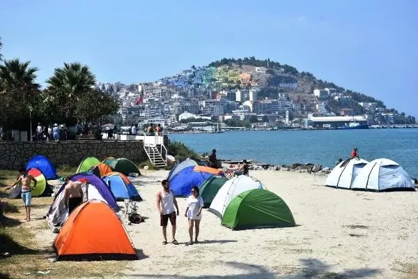 Bu yaz tatilcilerin yeni trendi 'çadır turizmi' oldu Bu yaz tatilcilerin yeni trendi 'çadır turizmi' oldu