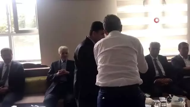 Cumhurbaşkanı Erdoğan, kazada yakınlarını kaybeden ailelere telefonla başsağlığı diledi Cumhurbaşkanı Erdoğan, kazada yakınlarını kaybeden ailelere telefonla başsağlığı diledi