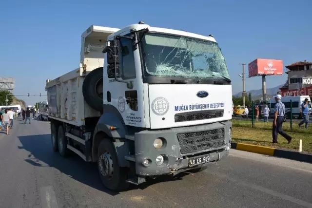 Dalaman'daki kazaya karışan 2 sürücü tutuklandı Dalaman'daki kazaya karışan 2 sürücü tutuklandı