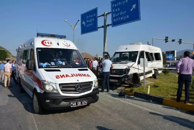 Dalaman'daki kazaya karışan 2 sürücü tutuklandı Dalaman'daki kazaya karışan 2 sürücü tutuklandı