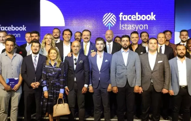 Facebook İstasyon Merkezi İstanbul'da açıldı Facebook İstasyon Merkezi İstanbul'da açıldı
