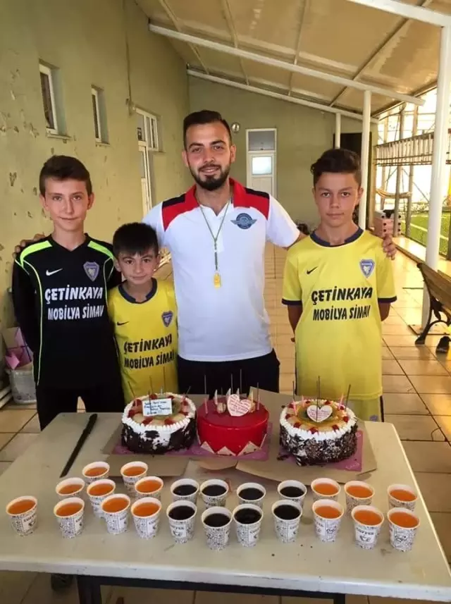 Futbol Okulu'ndan profesyonelliğe ilk adım Futbol Okulu'ndan profesyonelliğe ilk adım