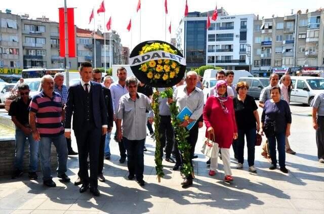 İYİ Parti, 'İttifak hukukuna uygun davranmadınız' deyip CHP'ye siyah çelenk bıraktı