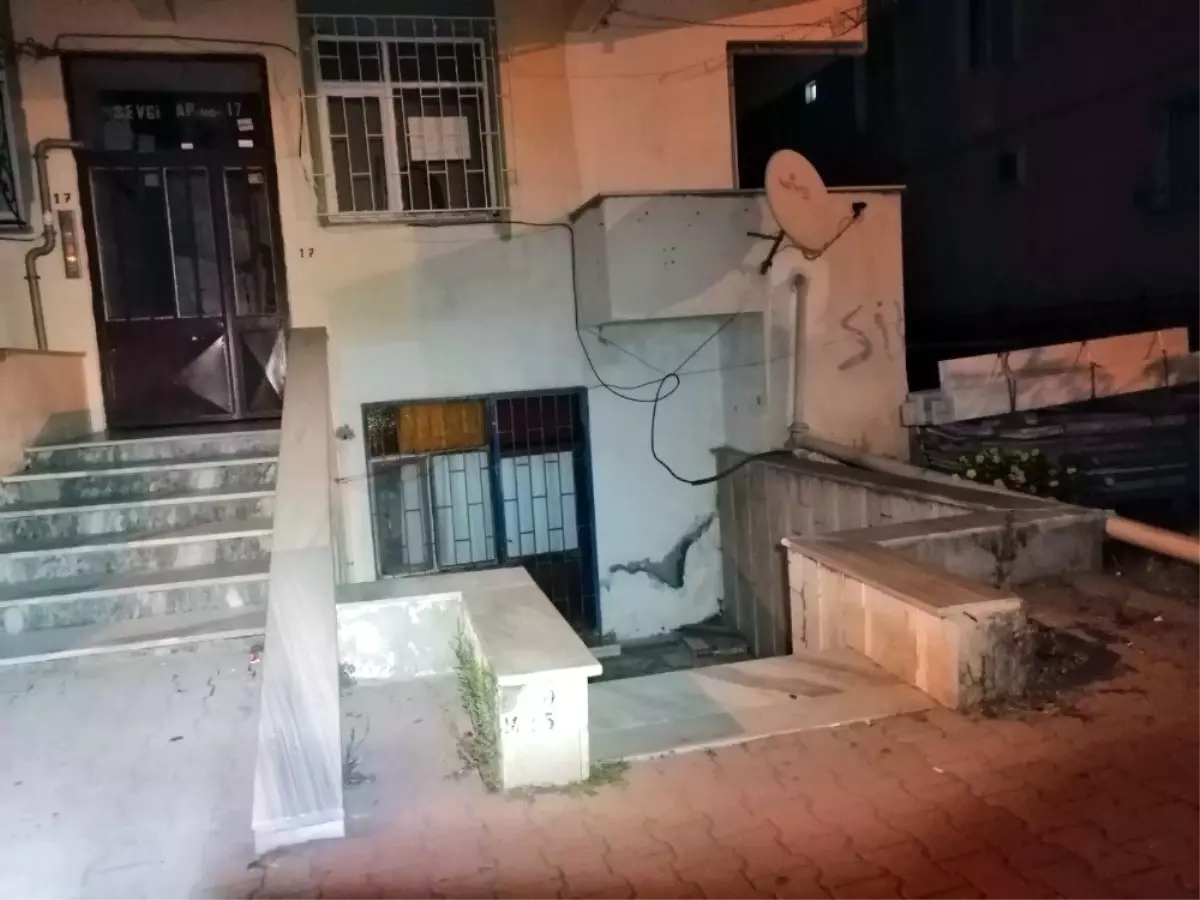 (Özel) Ataşehir'de kerpetenli vahşet