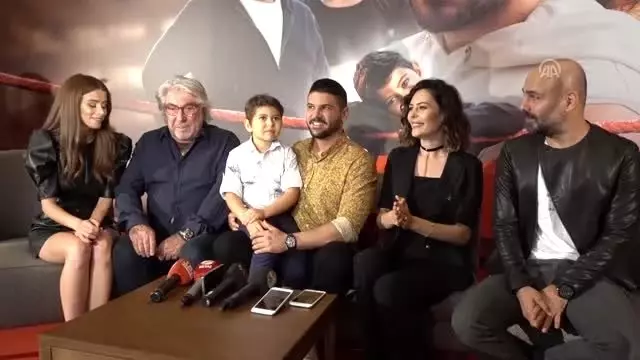'Şampiyon' ilk bölümüyle TRT 1'de izleyiciyle buluştu 'Şampiyon' ilk bölümüyle TRT 1'de izleyiciyle buluştu