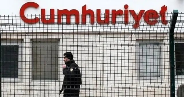 Yargıtay'dan Cumhuriyet gazetesinin tutuklu eski çalışanları hakkında karar Yargıtay'dan Cumhuriyet gazetesinin tutuklu eski çalışanları hakkında karar