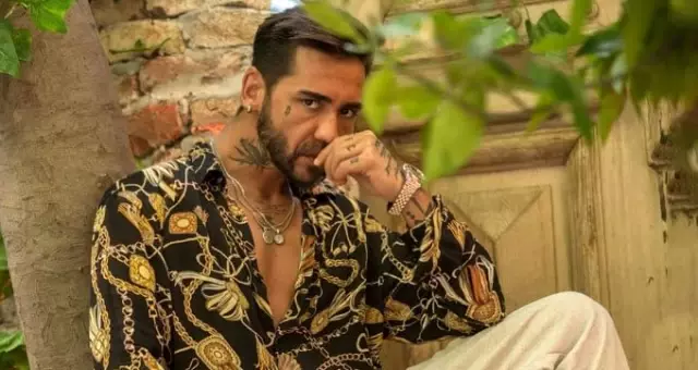 Ameliyatsız cinsiyet değiştiren Neslihan Doğrusöz: Hala bakireyim Ameliyatsız cinsiyet değiştiren Neslihan Doğrusöz: Hala bakireyim