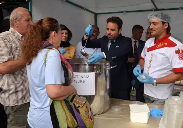 Çölyak hastalarına 'glütensiz aşure' ikramı Çölyak hastalarına 'glütensiz aşure' ikramı