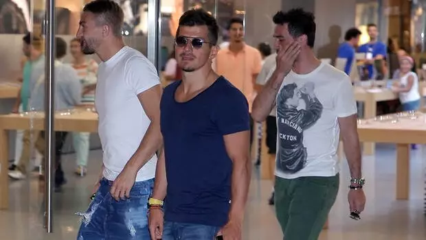 Emre Belözoğlu Alanyaspor'a yetişmiyor! Emre Belözoğlu Alanyaspor'a yetişmiyor!