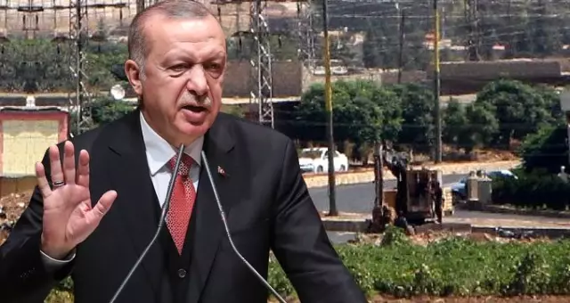 Erdoğan sinyali sonrası YPG'li teröristler hendek kazısına hız verdi Erdoğan sinyali sonrası YPG'li teröristler hendek kazısına hız verdi